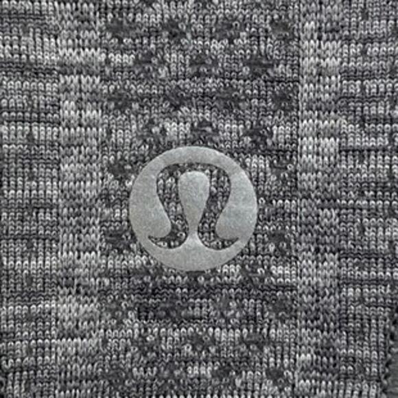 Lululemon Gray Racerback Scoop Neck Yoga Gym Workout Athletic Tank Top Size 4 - Picture 3 of 3